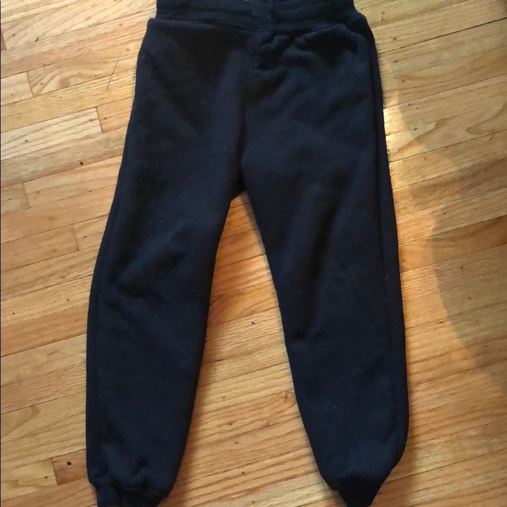 Kids’ winter sweatpants with faux fur lining